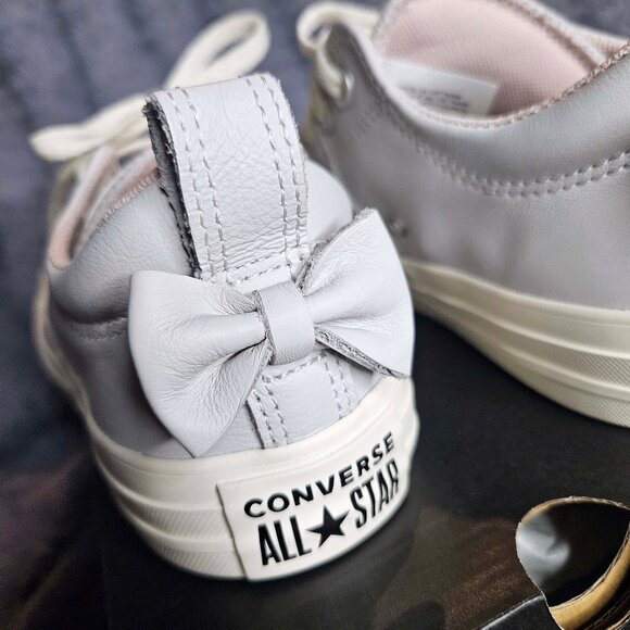 NEW! Converse Women's Pale Gray LEATHER Madison OX , Bow accent, size US 8.5 - Picture 2 of 10